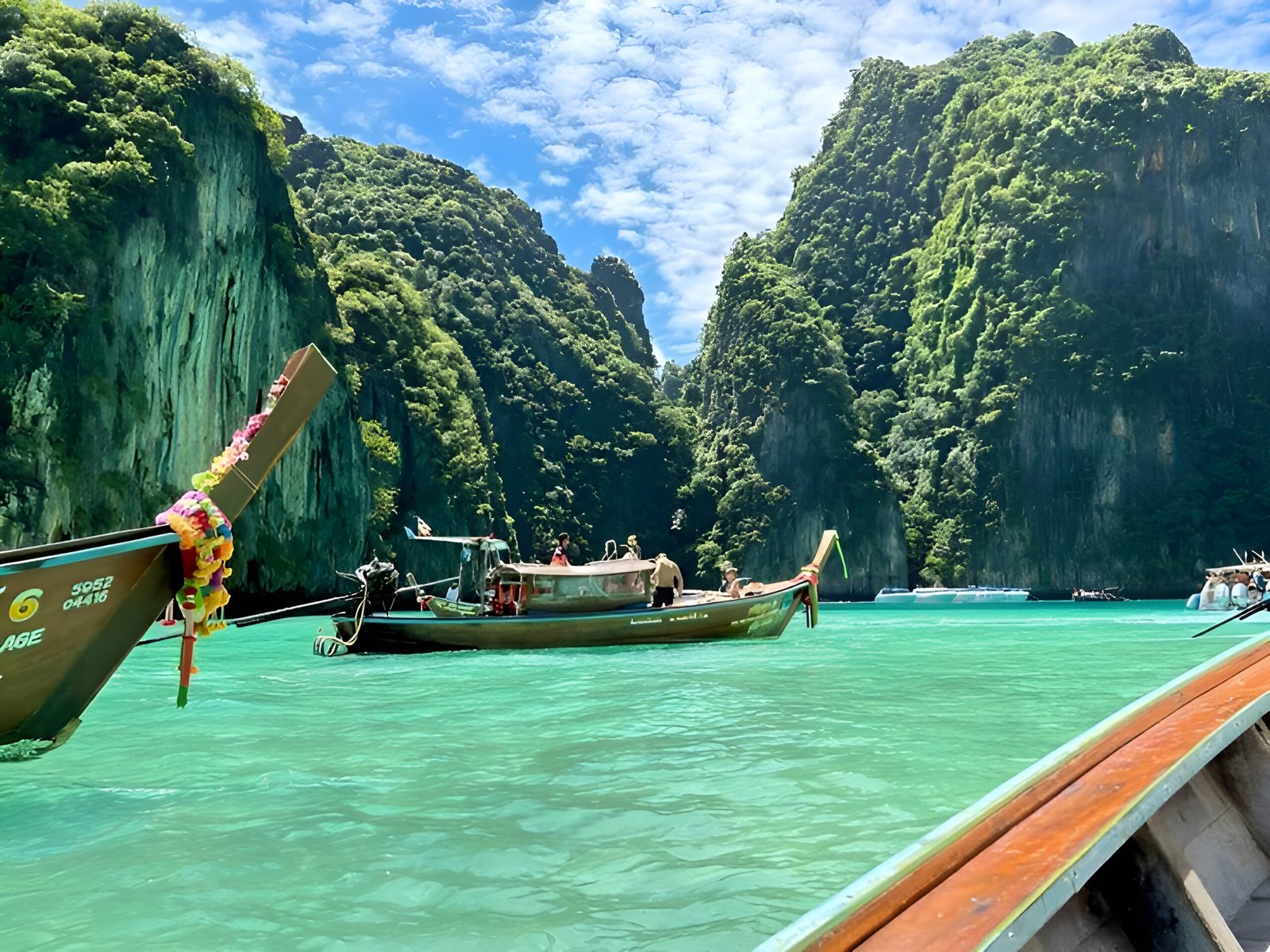 Phi Phi & Bamboo Islands by Premium Catamaran