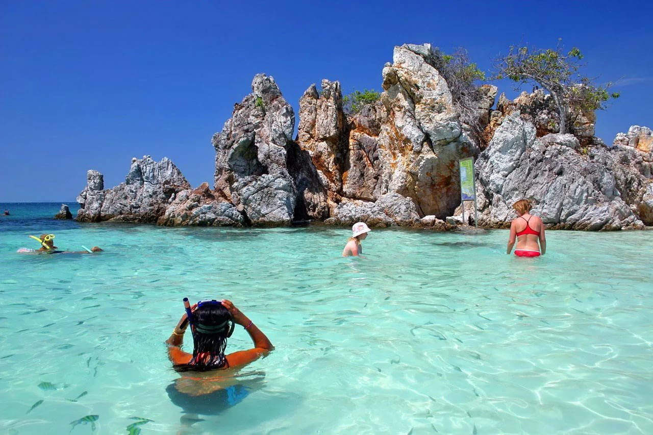 Phi Phi & Khai Islands by Premium Catamaran