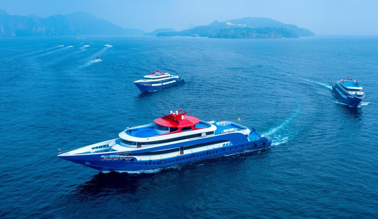 Phuket – Phi Phi (Tonsai Pier) or Phi Phi (Tonsai Pier) – Phuket Transfer (One Way, by Ferry)