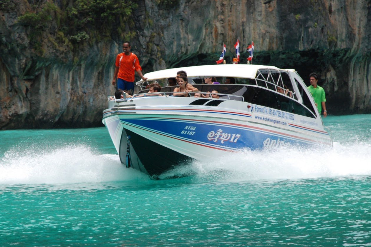 Phuket – Phi Phi – Phuket Transfer (Speedboat)